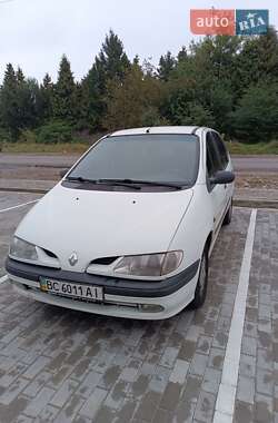 Минивэн Renault Megane Scenic 1998 в 