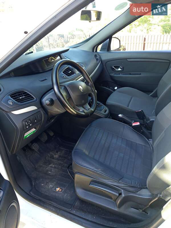 Минивэн Renault Megane Scenic 2013 в Киеве фото 24 Минивэн Renault Megane Scenic 2013 в Киеве