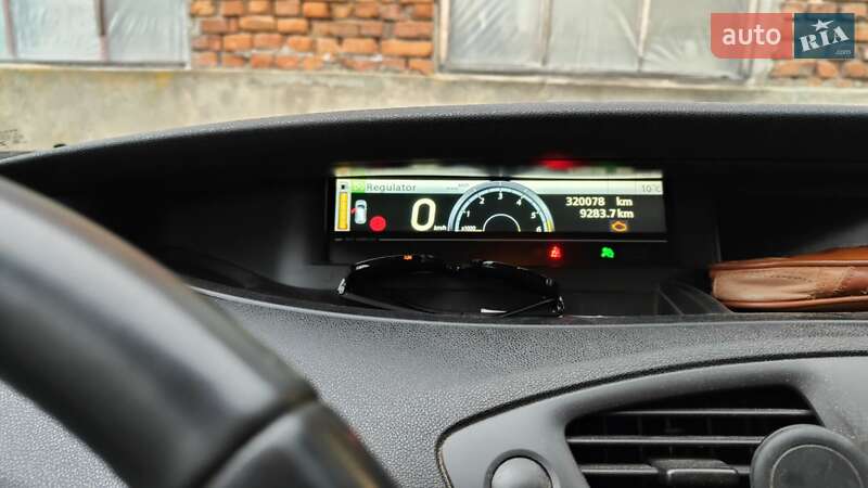 Минивэн Renault Megane Scenic 2010 в Хмельнике