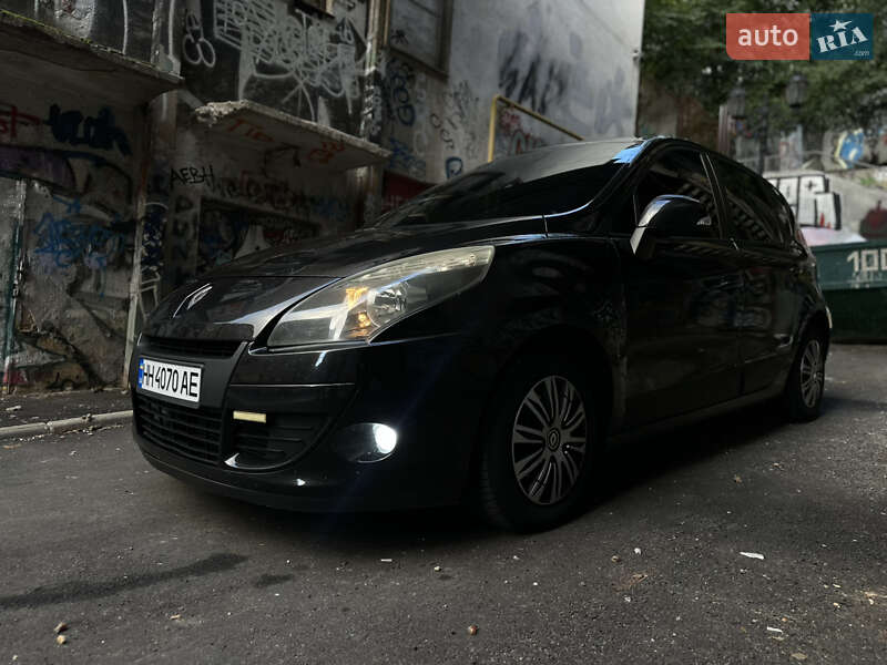 Минивэн Renault Megane Scenic 2010 в Одессе