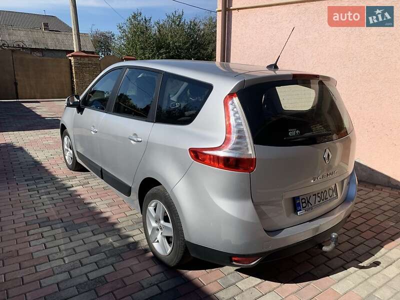 Минивэн Renault Megane Scenic 2013 в Ровно фото 7 Минивэн Renault Megane Scenic 2013 в Ровно