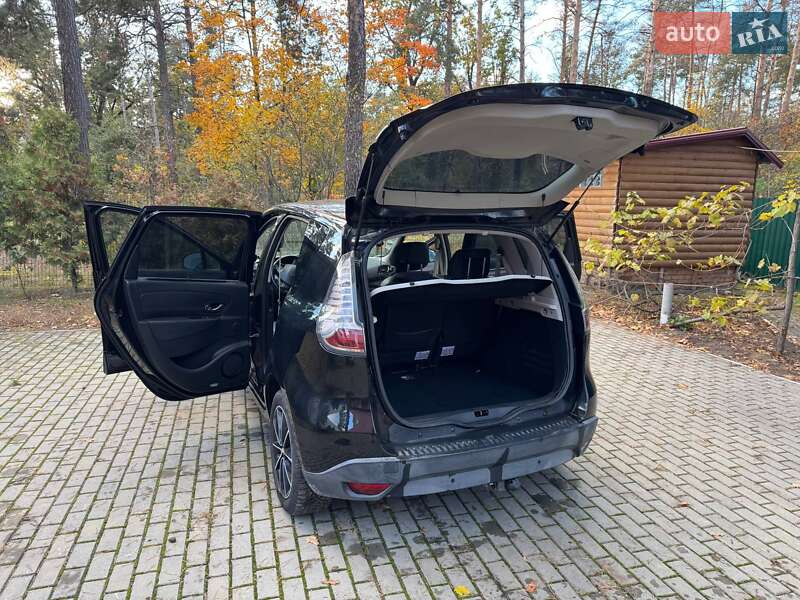 Минивэн Renault Megane Scenic 2012 в Коцюбинском