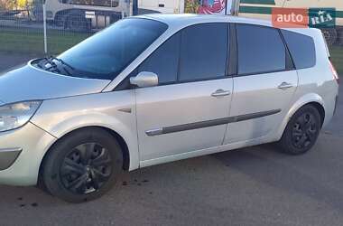 Минивэн Renault Megane Scenic 2004 в  фото 2 Минивэн Renault Megane Scenic 2004 в