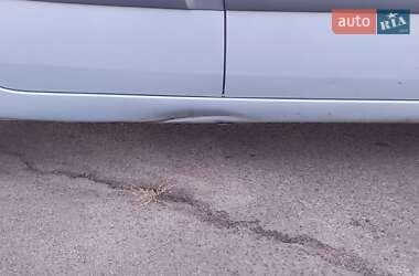 Минивэн Renault Megane Scenic 2004 в  фото 5 Минивэн Renault Megane Scenic 2004 в