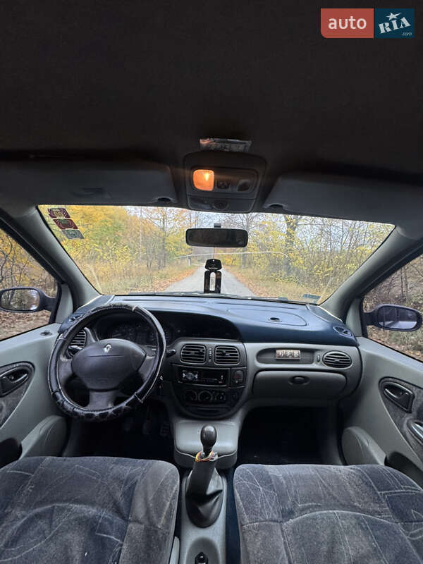Минивэн Renault Megane Scenic 1999 в Баре фото 15 Минивэн Renault Megane Scenic 1999 в Баре