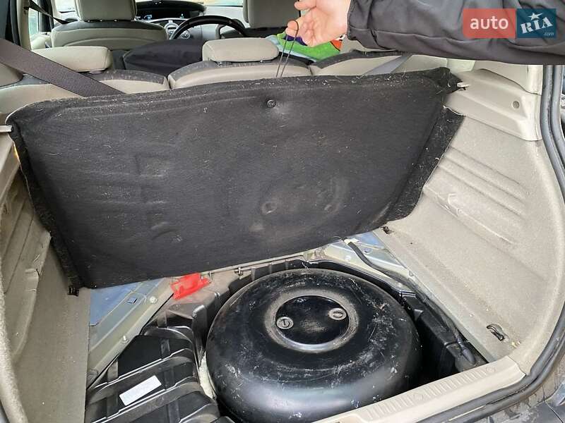 Минивэн Renault Megane Scenic 2005 в Сумах