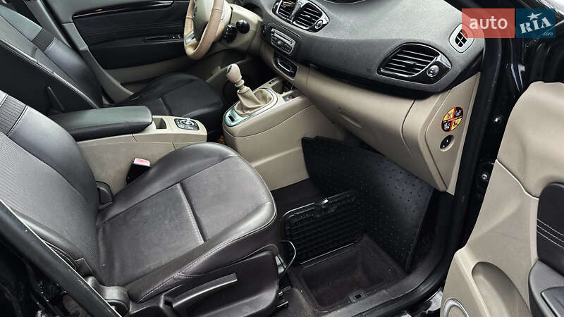 Минивэн Renault Megane Scenic 2011 в Одессе фото 18 Минивэн Renault Megane Scenic 2011 в Одессе