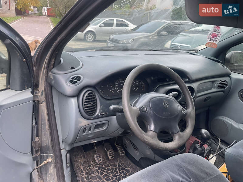 Мінівен Renault Megane Scenic 1998 в Чернівцях