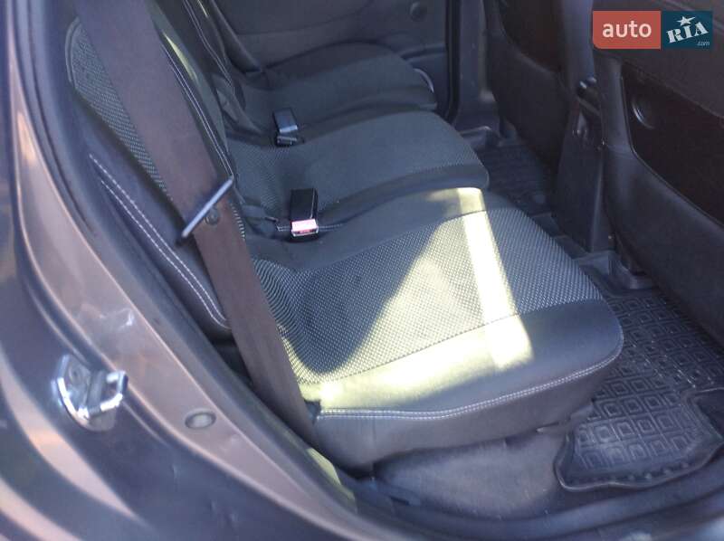 Мінівен Renault Megane Scenic 1999 в Житомирі фото 6 Мінівен Renault Megane Scenic 1999 в Житомирі