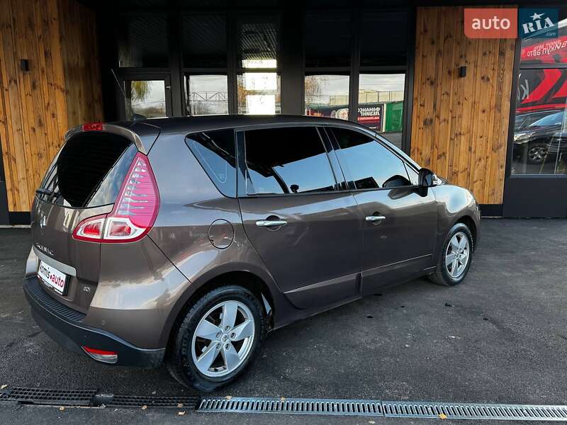 Минивэн Renault Megane Scenic 2010 в Виннице