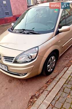 Минивэн Renault Megane Scenic 2009 в Коростене