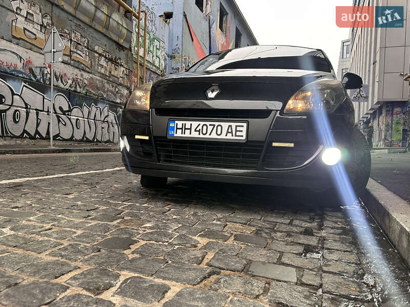 Минивэн Renault Megane Scenic 2010 в Одессе фото 13 Минивэн Renault Megane Scenic 2010 в Одессе