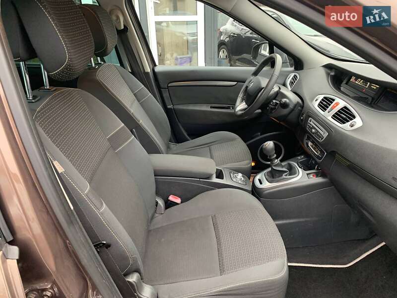 Мінівен Renault Megane Scenic 2010 в Коломиї