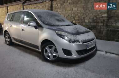 Минивэн Renault Megane Scenic 2010 в Каменец-Подольском