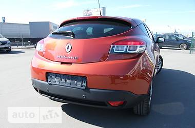 Купе Renault Megane 2012 в 