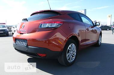 Купе Renault Megane 2012 в 