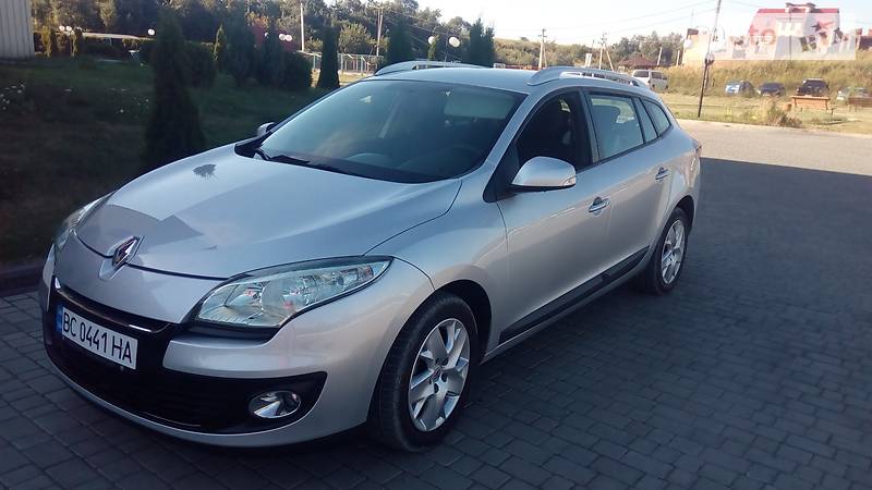Renault Megane 2012 року