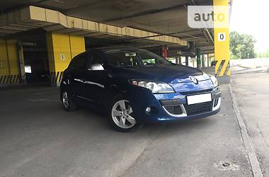 Хэтчбек Renault Megane 2011 в Киеве