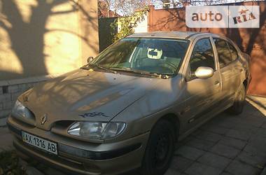 Седан Renault Megane 1998 в Харькове