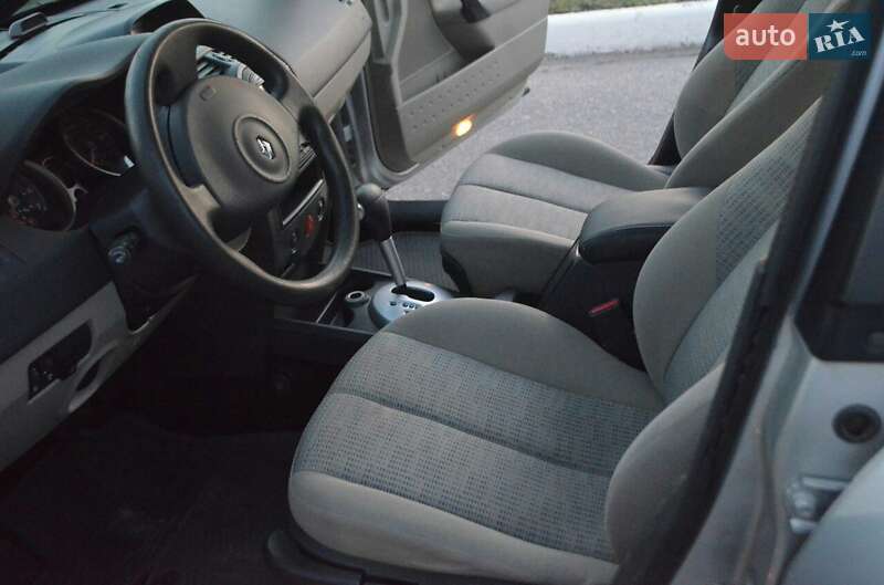 Седан Renault Megane 2006 в Кропивницком