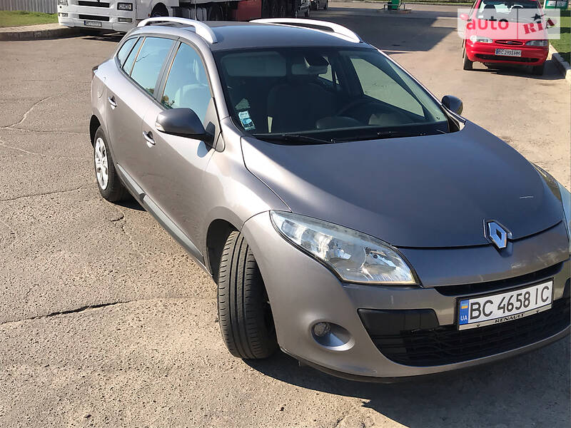 Універсал Renault Megane 2009 в Новояворівську