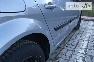 Седан Renault Megane 2003 в 