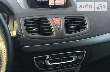 Хетчбек Renault Megane 2014 в 