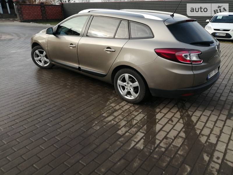 Універсал Renault Megane 2010 в Радивиліві фото 14 Універсал Renault Megane 2010 в Радивиліві