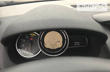 Хетчбек Renault Megane 2011 в 