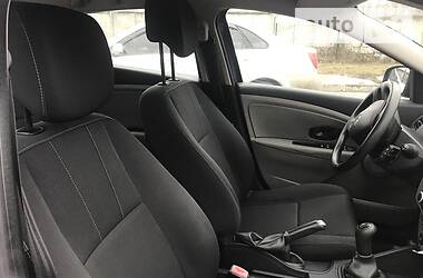Хетчбек Renault Megane 2011 в 
