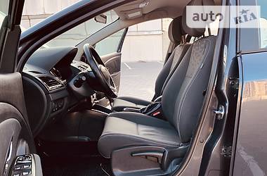 Універсал Renault Megane 2012 в 