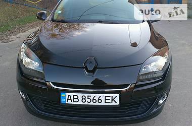 Хетчбек Renault Megane 2012 в 