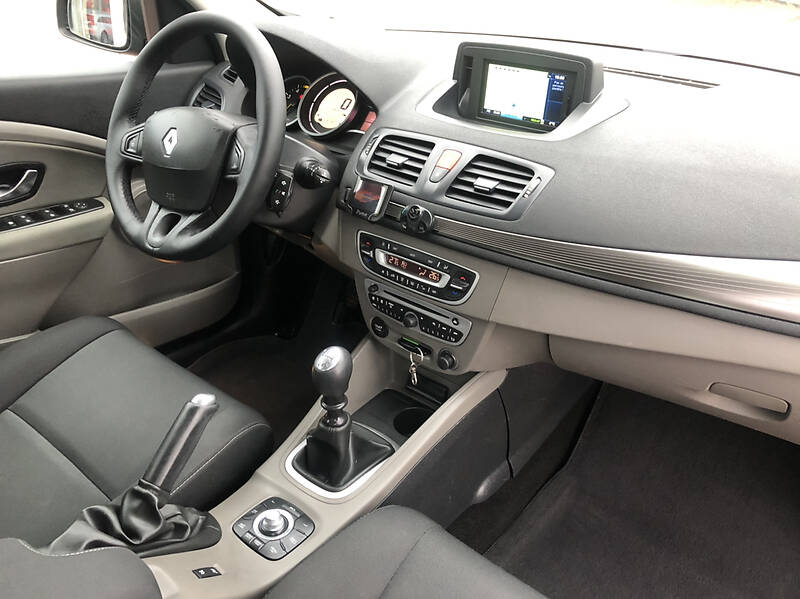 Хетчбек Renault Megane 2010 в Рівному фото 19 Хетчбек Renault Megane 2010 в Рівному