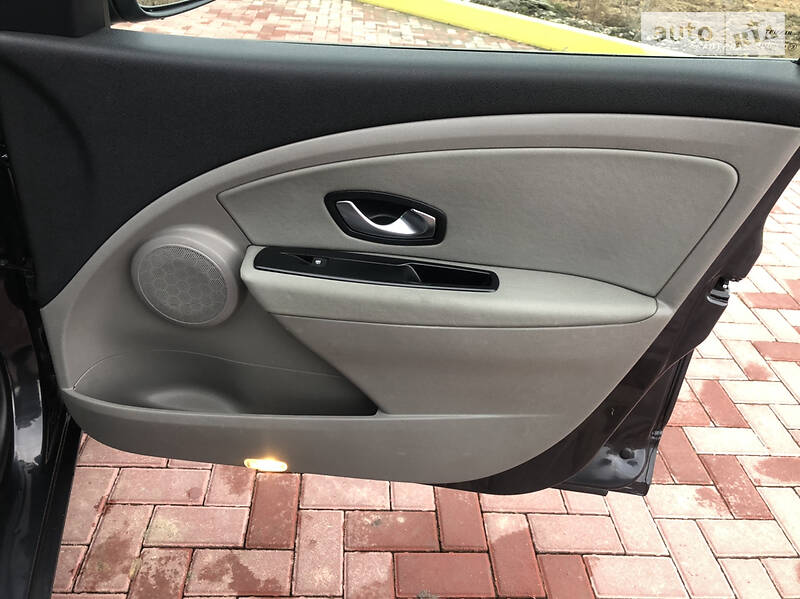 Хетчбек Renault Megane 2010 в Рівному фото 24 Хетчбек Renault Megane 2010 в Рівному