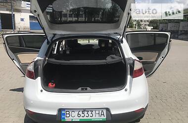 Хетчбек Renault Megane 2010 в 