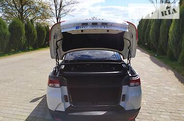 Кабріолет Renault Megane 2011 в 
