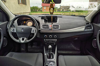 Хэтчбек Renault Megane 2011 в Ивано-Франковске