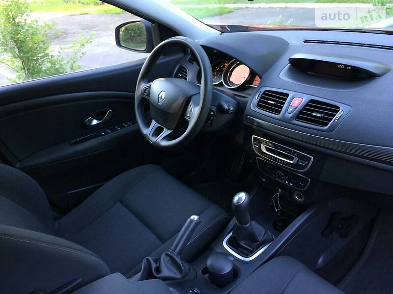 Універсал Renault Megane 2010 в Самборі фото 25 Універсал Renault Megane 2010 в Самборі