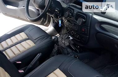 Седан Renault Megane 2002 в Херсоне