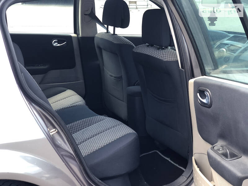 Хетчбек Renault Megane 2003 в Старокостянтинові