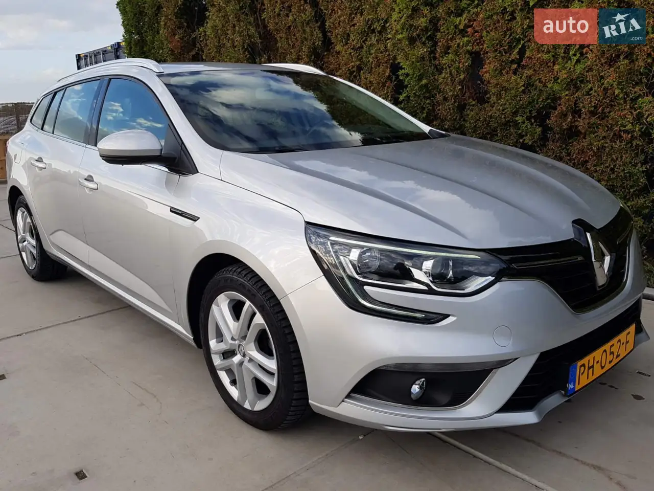 2017 Renault Megane - мініатюра 14