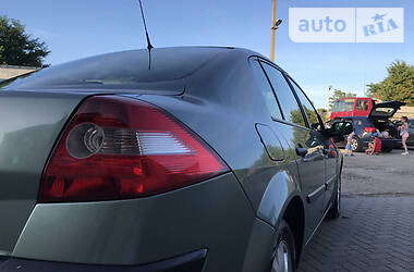 Седан Renault Megane 2005 в 