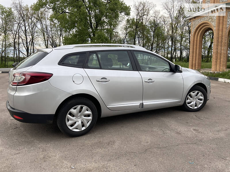 Універсал Renault Megane 2015 в Конотопі
