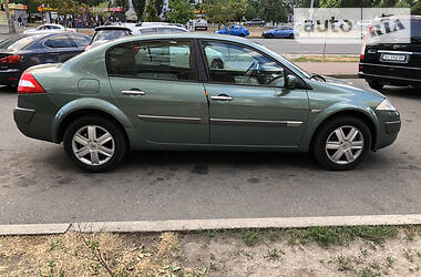 Седан Renault Megane 2004 в Киеве