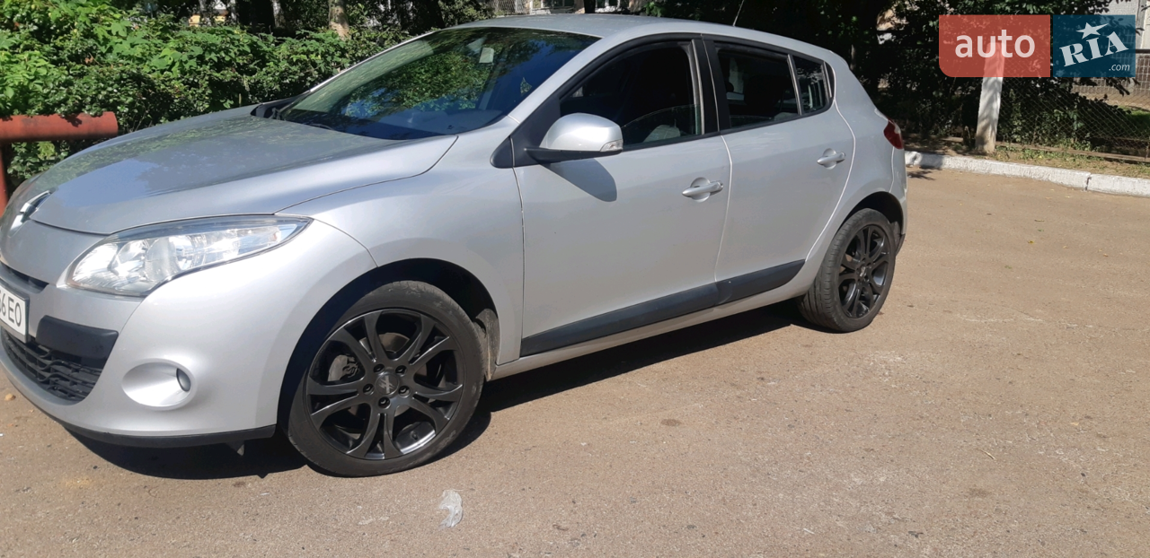 2010 Renault Megane - мініатюра 52
