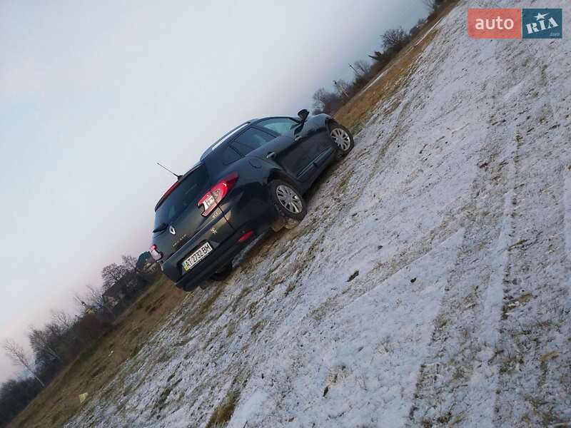 Универсал Renault Megane 2011 в Ивано-Франковске фото 25 Универсал Renault Megane 2011 в Ивано-Франковске