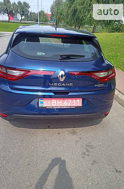 Хэтчбек Renault Megane 2017 в Киеве