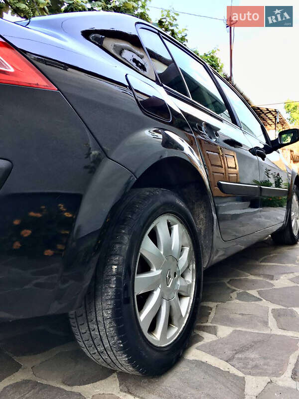 Седан Renault Megane 2007 в Мукачево
