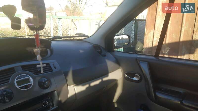 Хетчбек Renault Megane 2004 в Львові