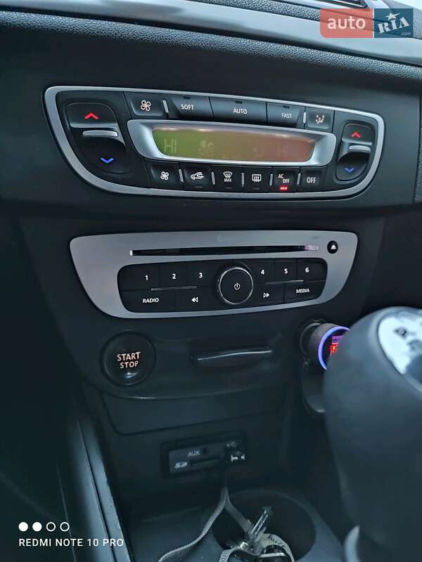 Хэтчбек Renault Megane 2013 в Иршаве фото 13 Хэтчбек Renault Megane 2013 в Иршаве